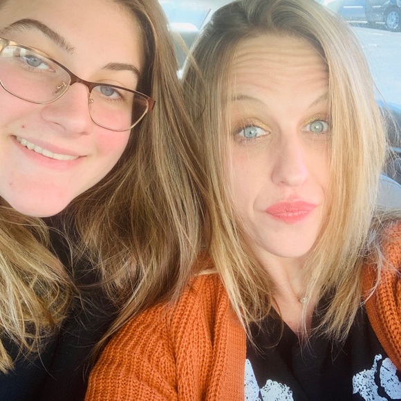 BUNDLING ALL YOUR LIKES = SUPER PHENOMENAL OFFER๐ - Picture 4 of 4